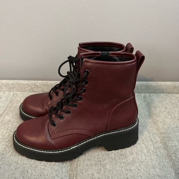 Booties - Picture 4 of 5